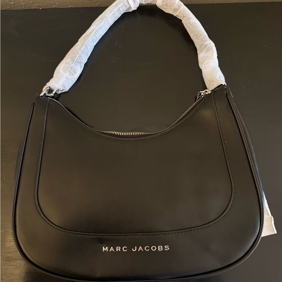 Marc Jacobs Black Crescent Hobo Bag - Picture 5 of 6